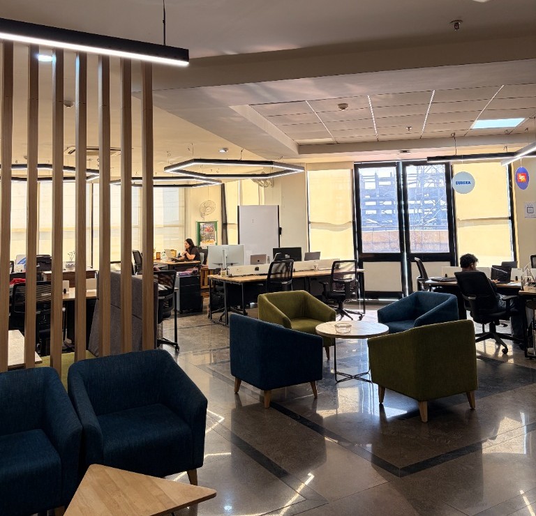 Webczar Solutions office workspace